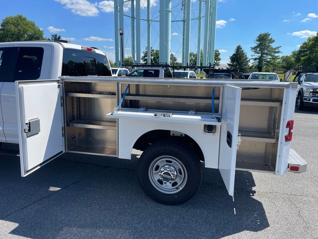2026 Ford F-350 Chassis XL