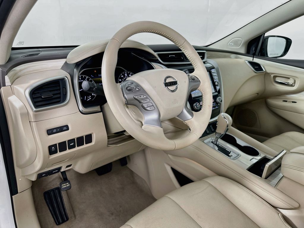 Thumbnail: 2015 Nissan Murano - 9