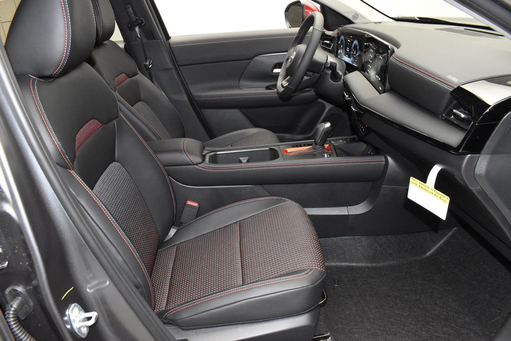 Thumbnail: 2026 Nissan Kicks - 22