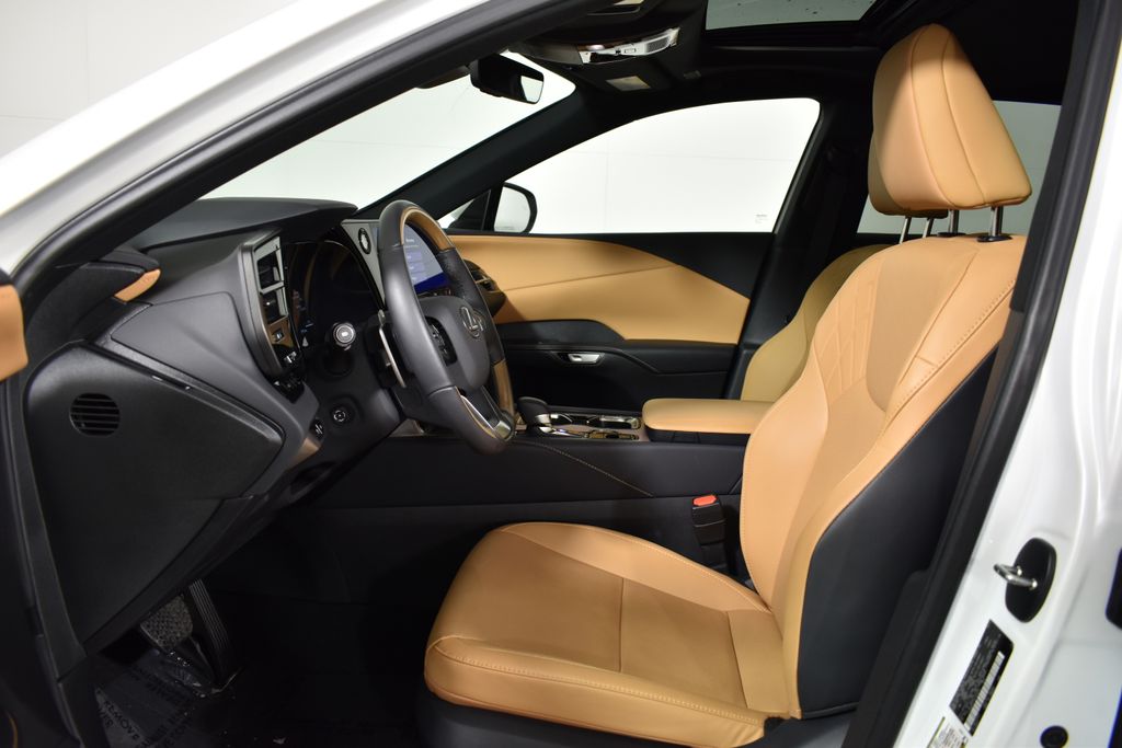 Thumbnail: 2025 Lexus RX - 3