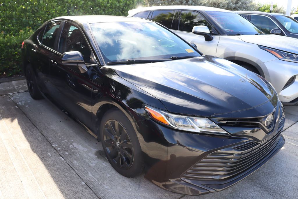 Thumbnail: 2019 Toyota Camry - 6