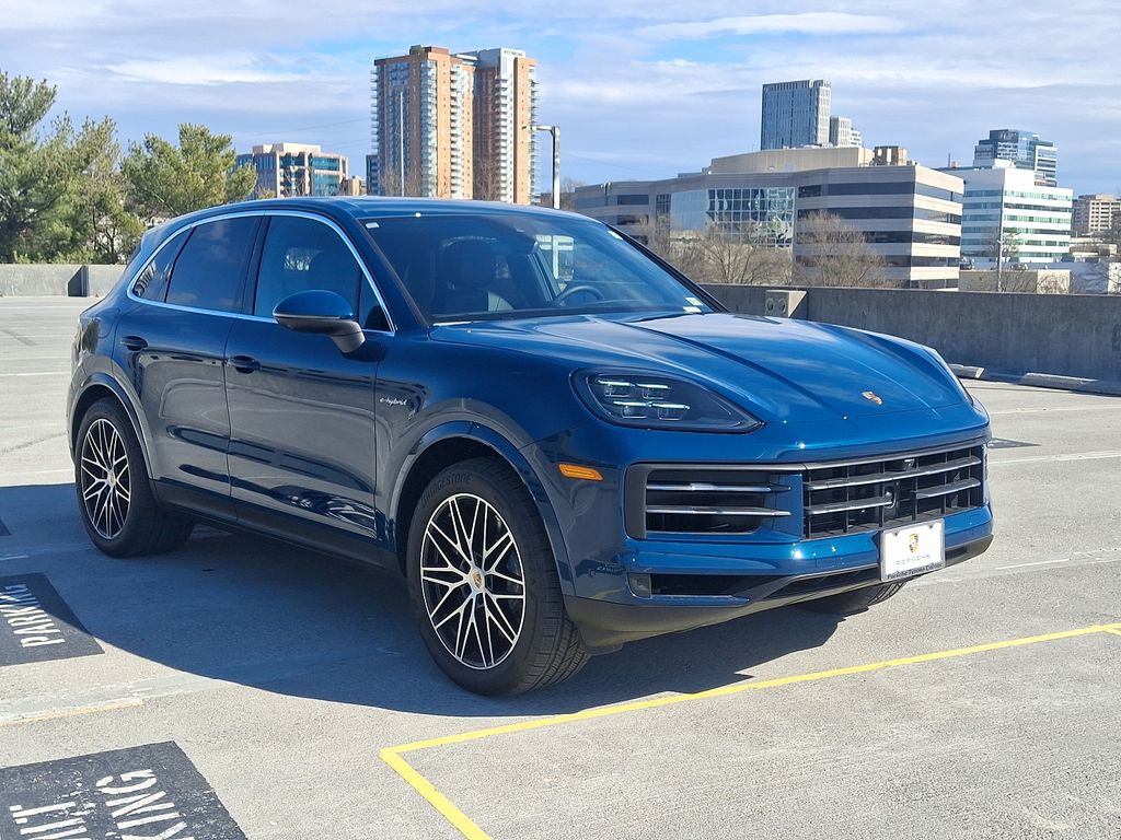 2025 Porsche Cayenne E-Hybrid 7