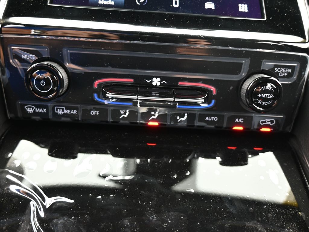 Used 2025 Bright White Clearcoat Jeep Laredo image 16