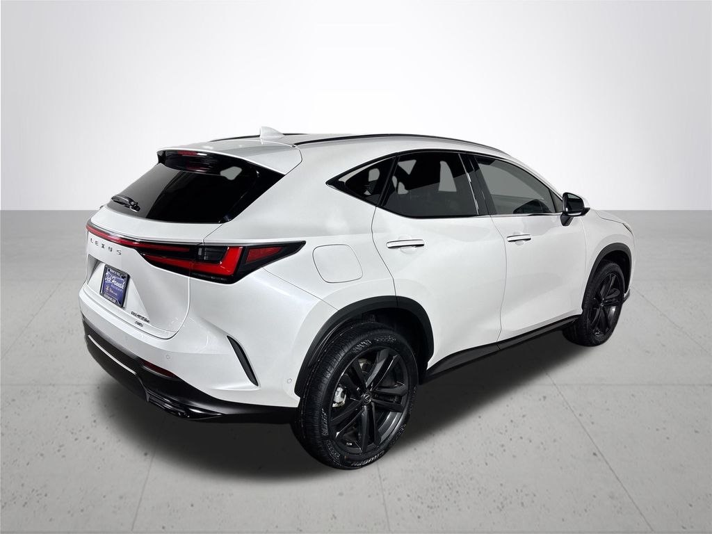 2022 Lexus NX 450h+ Luxury