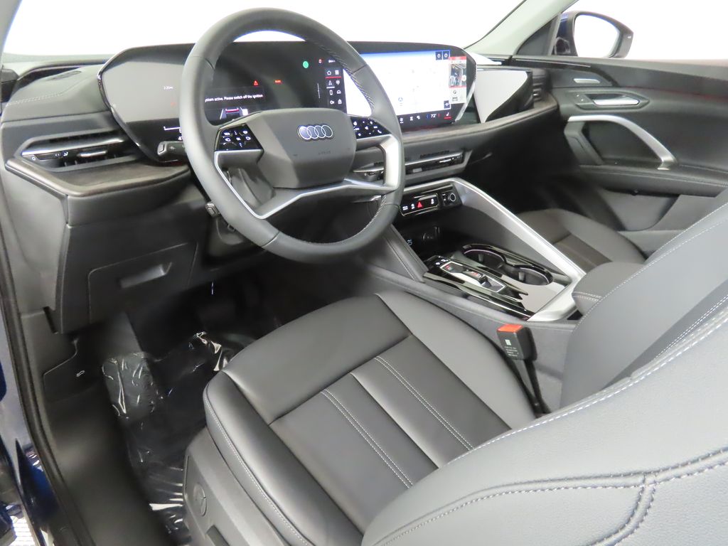 Thumbnail: 2025 Audi Q5 - 25