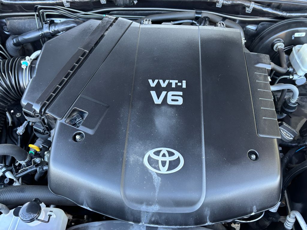 Thumbnail: 2014 Toyota Tacoma - 26