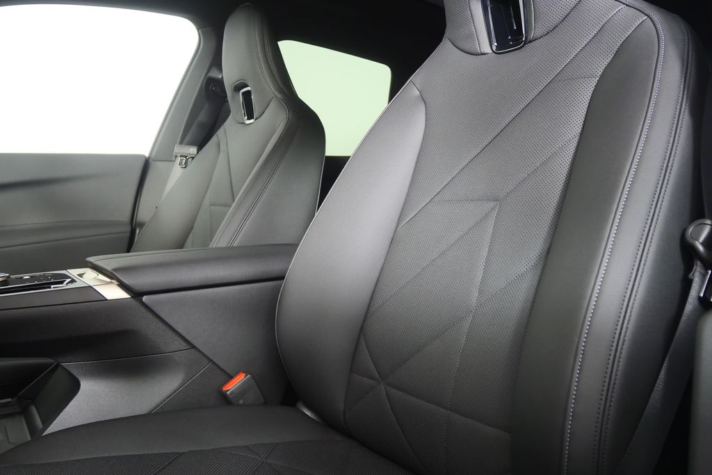 Thumbnail: 2026 BMW iX - 11