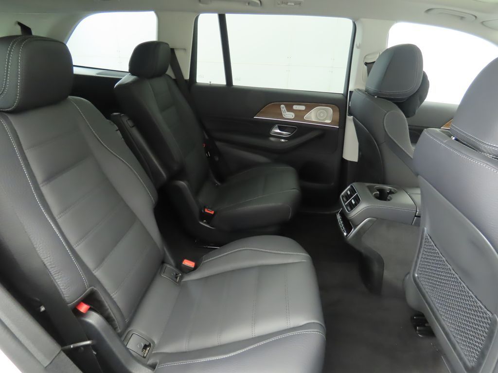 Thumbnail: 2026 Mercedes-Benz GLS - 24