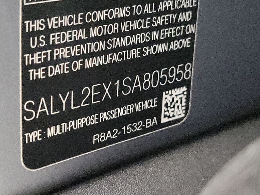 Thumbnail: 2025 Land Rover Range Rover Velar - 14