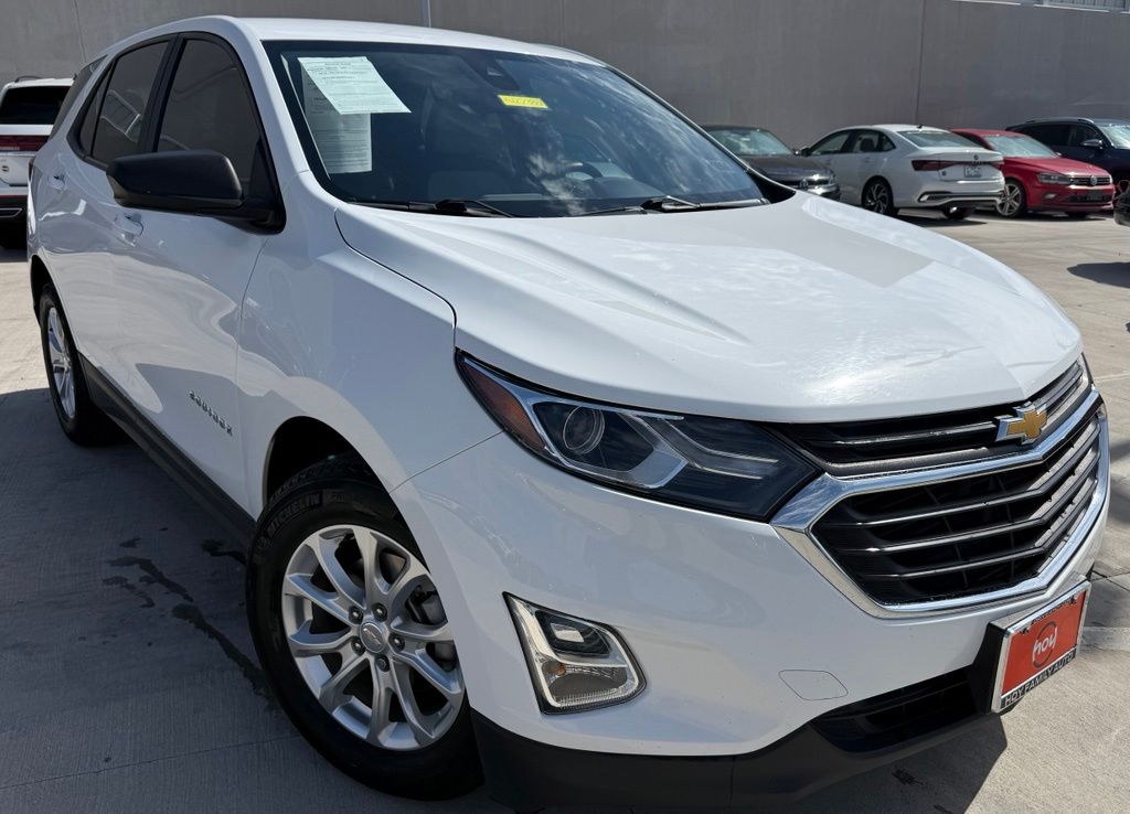 Summit White 2021 Chevrolet Equinox SUV / Crossover Front-Wheel Drive 6-Speed Automatic Overdrive