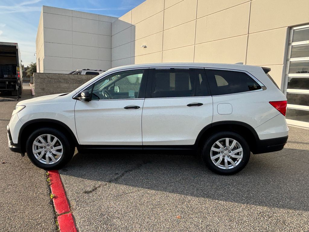 Thumbnail: 2019 Honda Pilot - 8