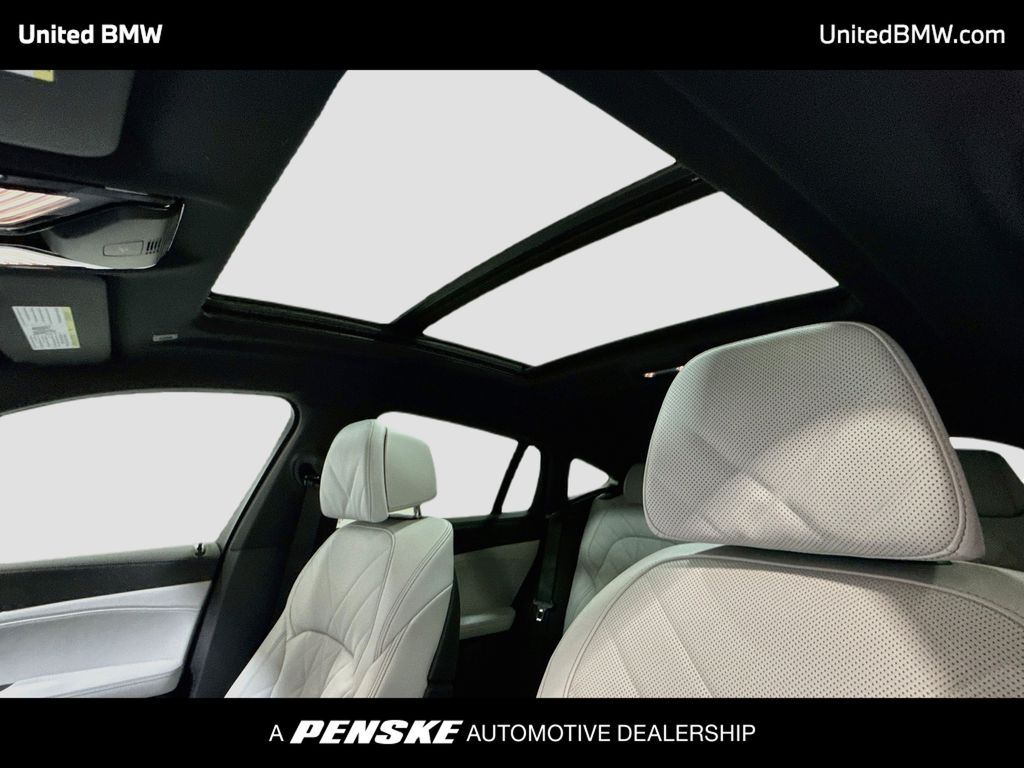 Thumbnail: 2027 BMW X6 - 19