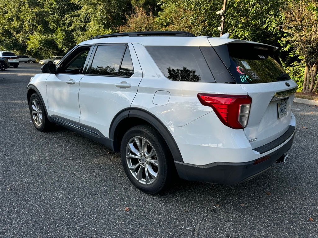 2020 Ford Explorer XLT 4