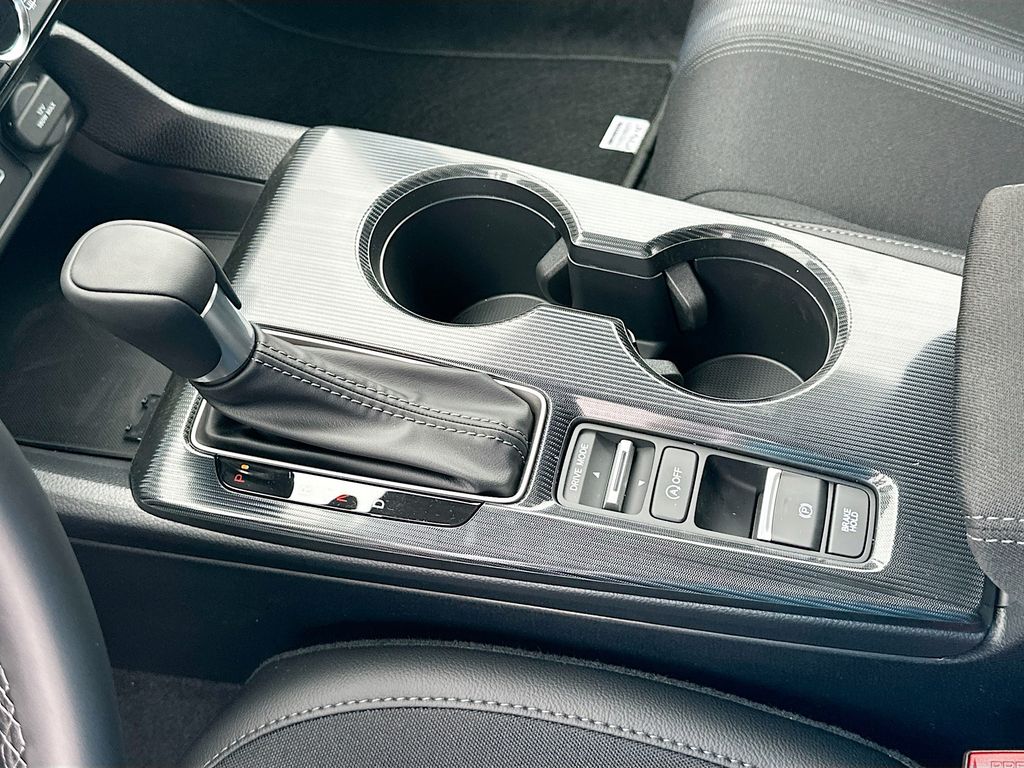 2025 Honda Civic Sport 14