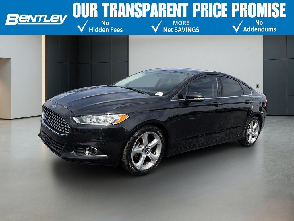  2015 Ford Fusion SE   
