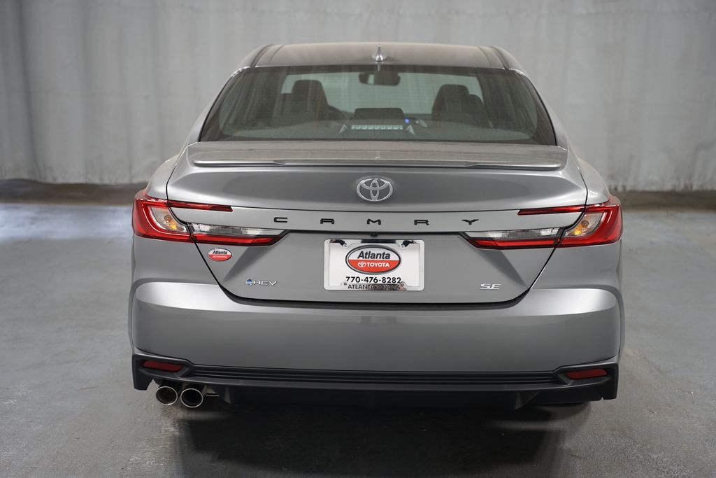2025 Toyota Camry SE 7