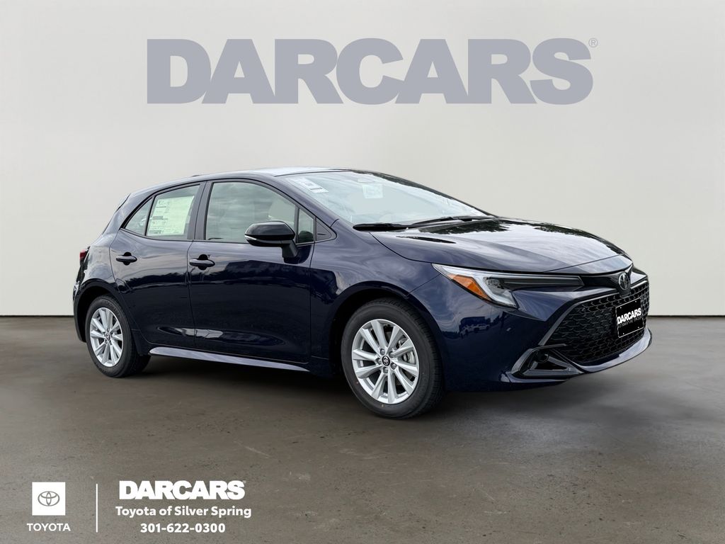 08x8 2027 Toyota Corolla Hatchback Hatchback Front-Wheel Drive Automatic