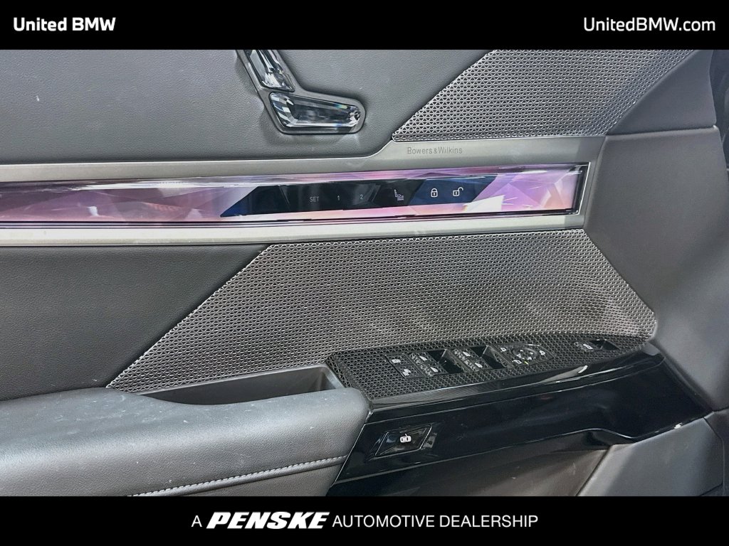 Thumbnail: 2025 BMW 7 Series - 9