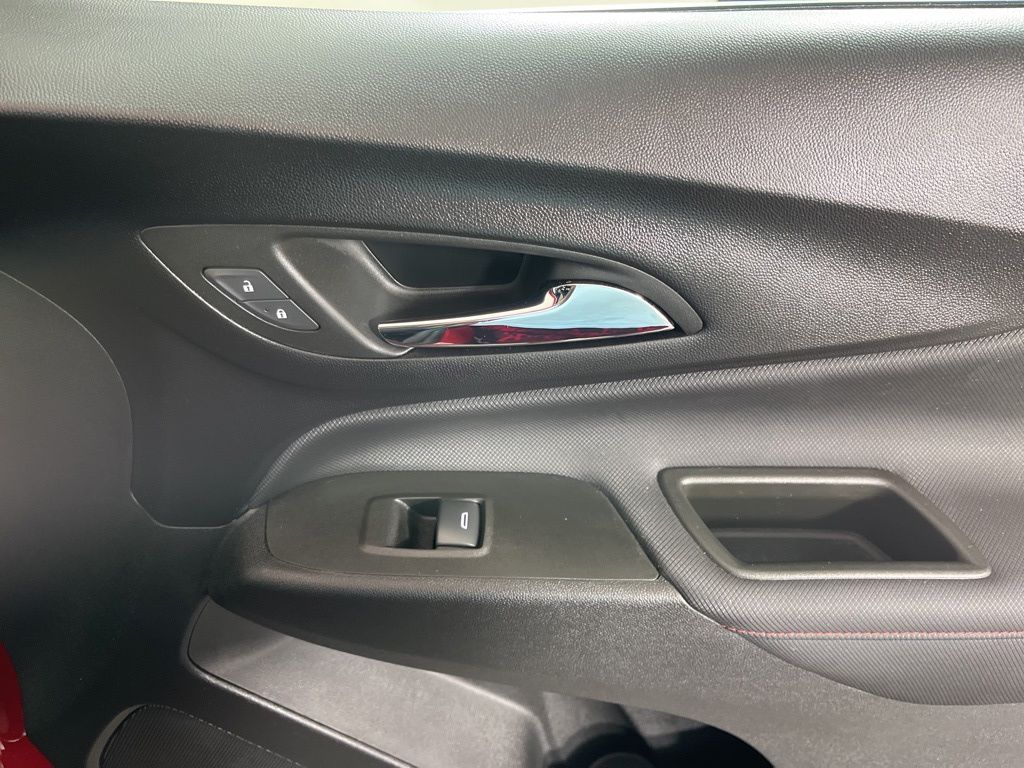 Thumbnail: 2023 Chevrolet Equinox - 22