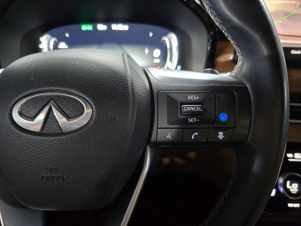Thumbnail: 2023 INFINITI QX60 - 17