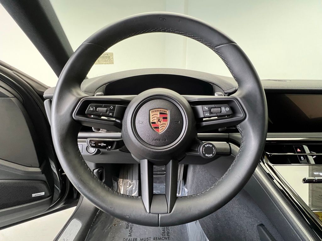 Thumbnail: 2025 Porsche Panamera - 7