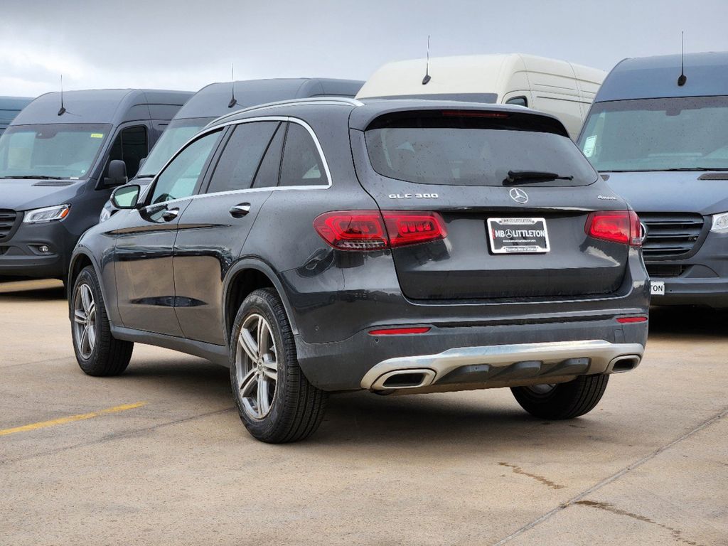 2021 Mercedes-Benz GLC GLC 300 7