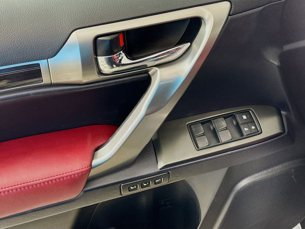 Thumbnail: 2023 Lexus GX - 18