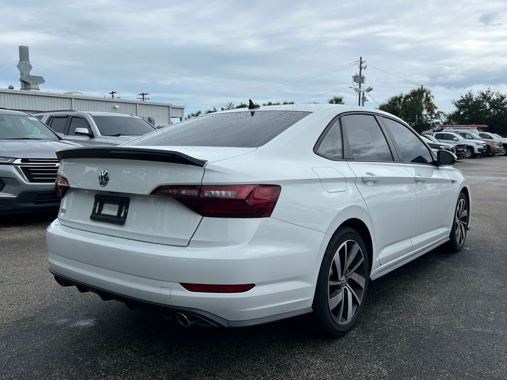 2021 Volkswagen Jetta GLI  4