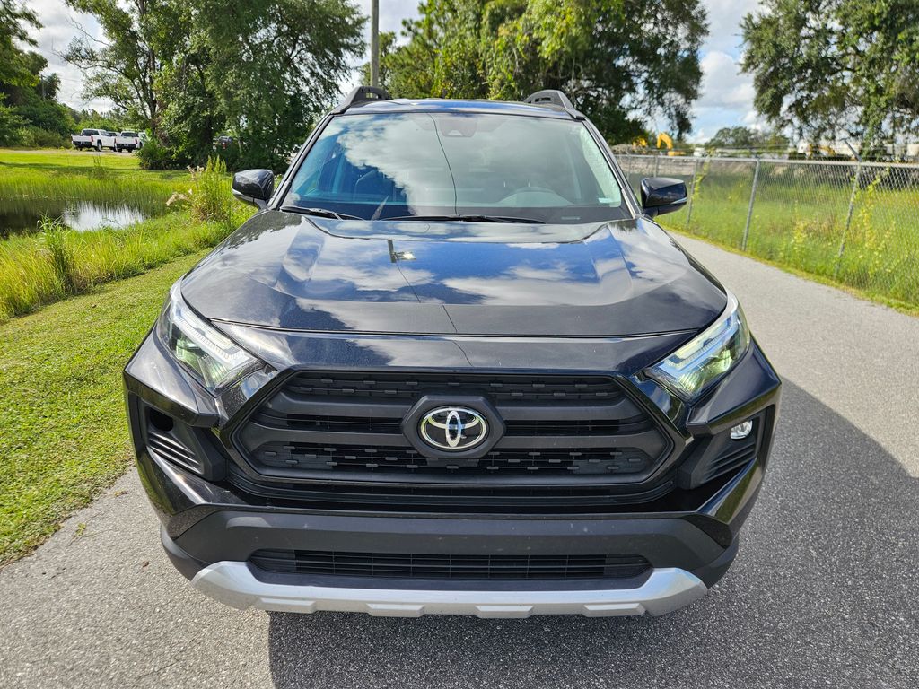 Thumbnail: 2024 Toyota RAV4 - 8
