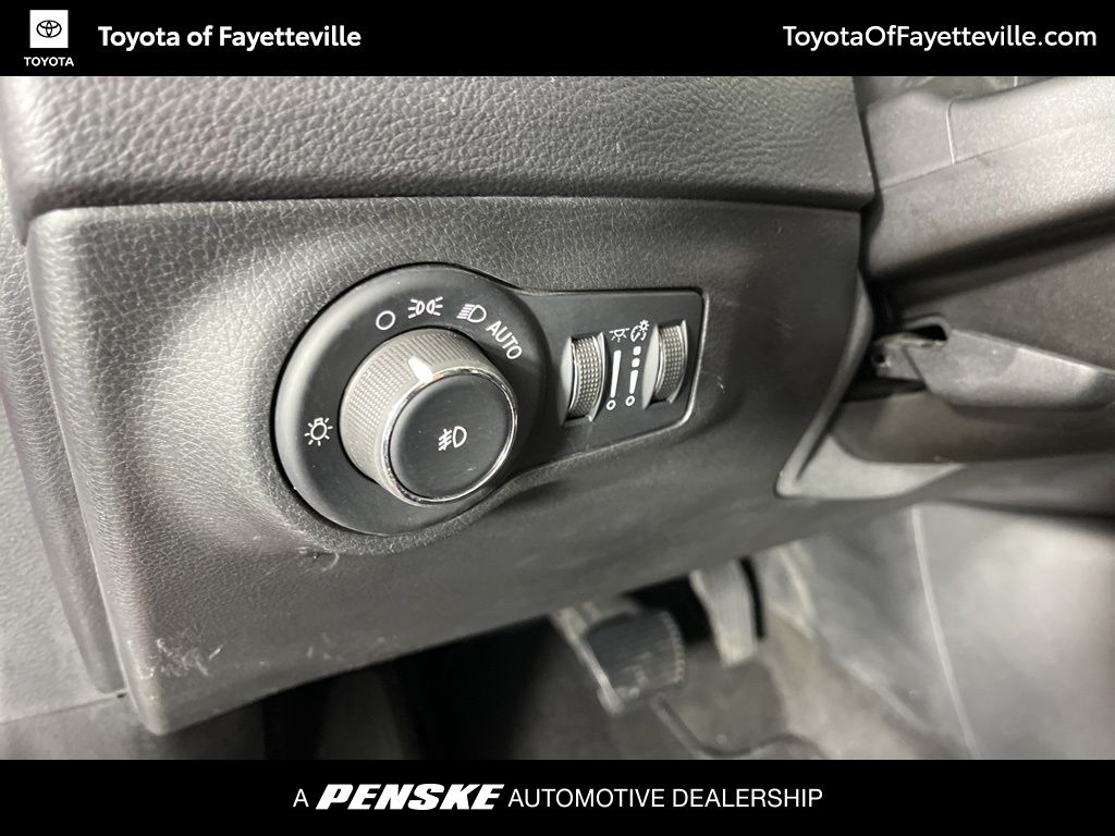 2017 Jeep Compass Latitude 26