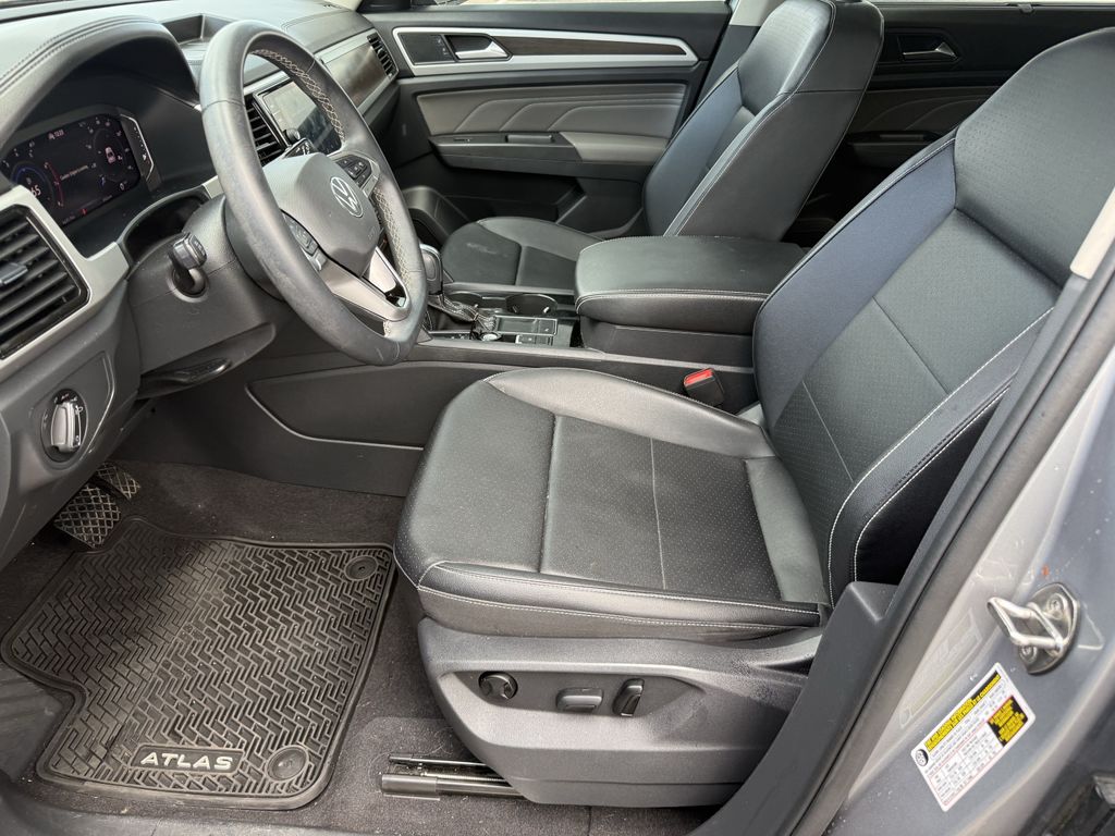 2023 Volkswagen Atlas 3.6L V6 SE w/Technology Silver at North Houston Mitsubishi