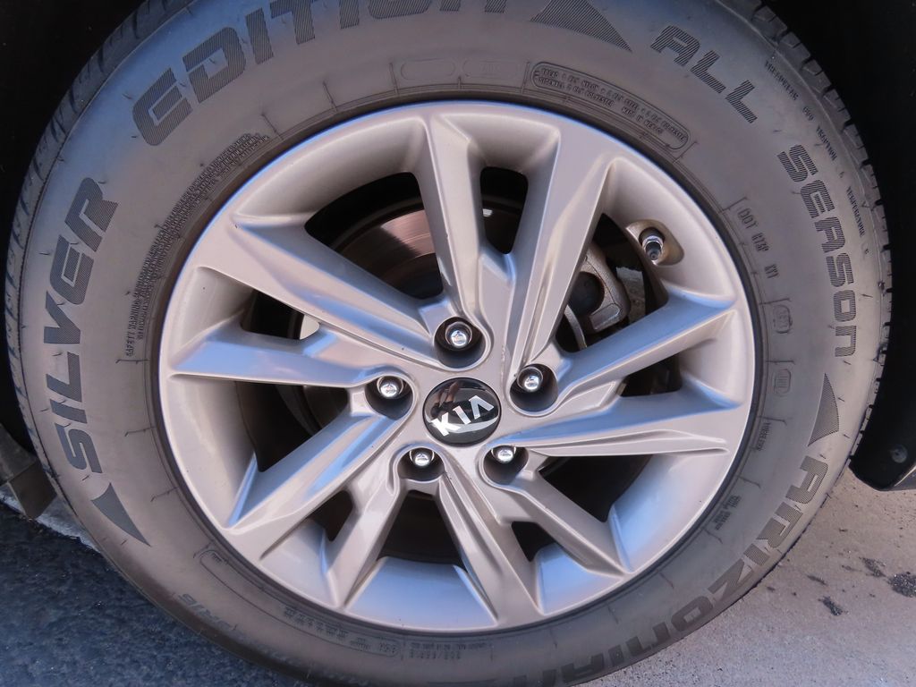 2020 Kia Optima LX 14