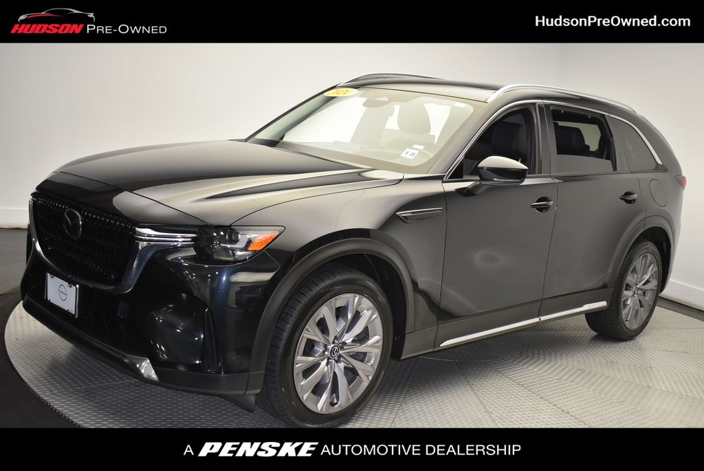 2024 Mazda CX-90 Premium Hero Image