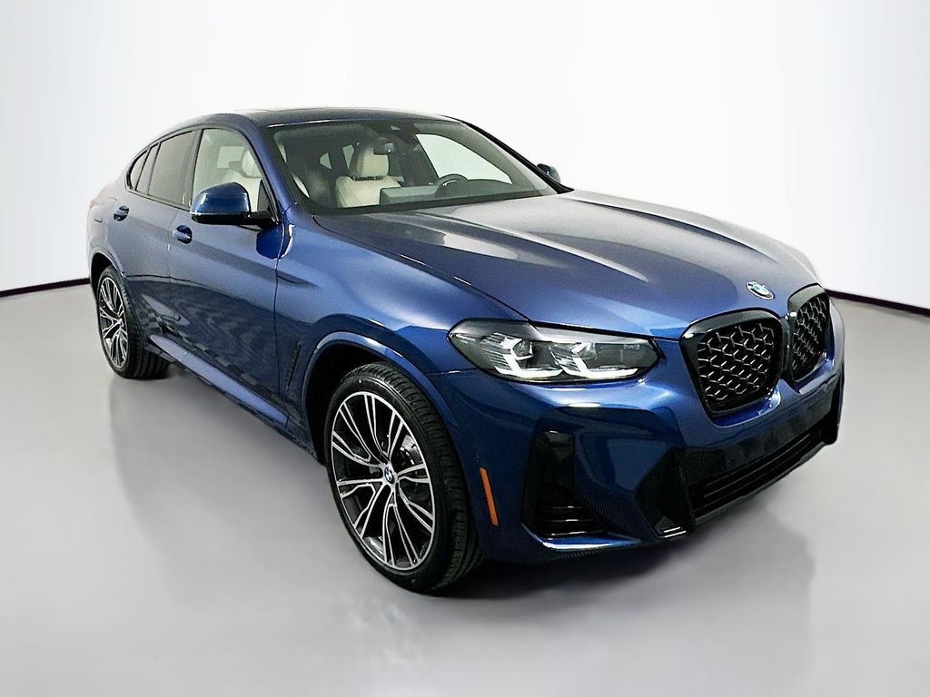 Thumbnail: 2025 BMW X4 - 3