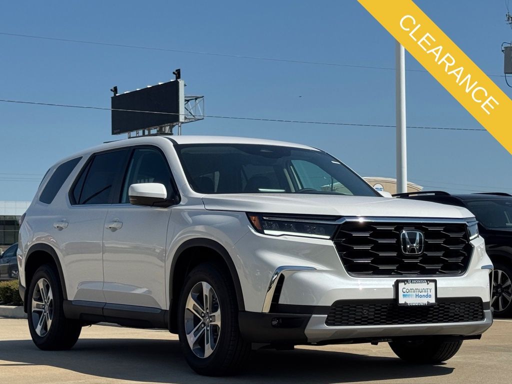 2025 Honda Pilot EX-L White at Bayway Cadillac of The Woodlands