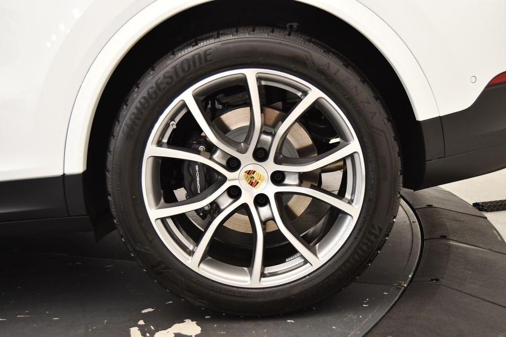 2024 Porsche   13