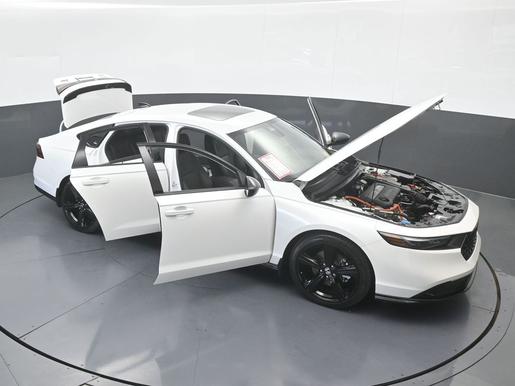 Used 2025 White Honda Sport-L image 70
