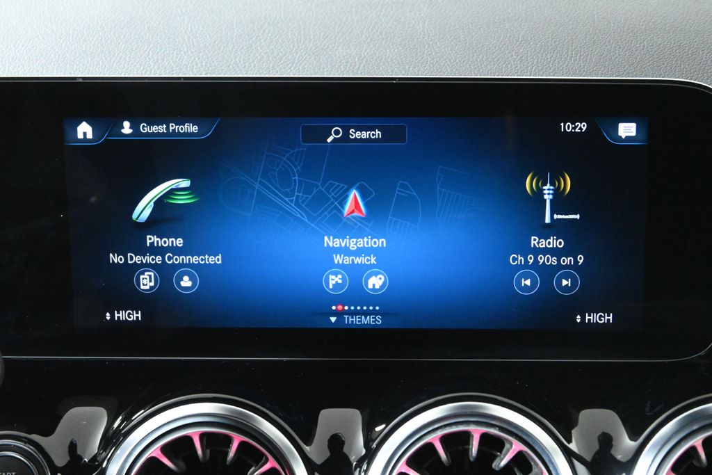 Thumbnail: 2023 Mercedes-Benz GLA - 19