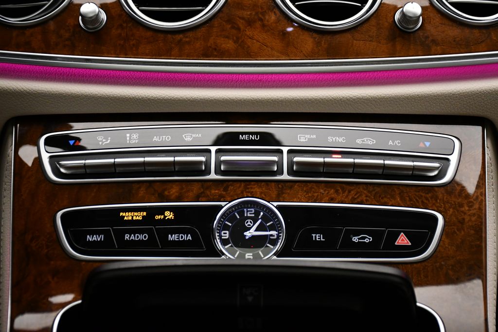 Thumbnail: 2019 Mercedes-Benz E-Class - 29