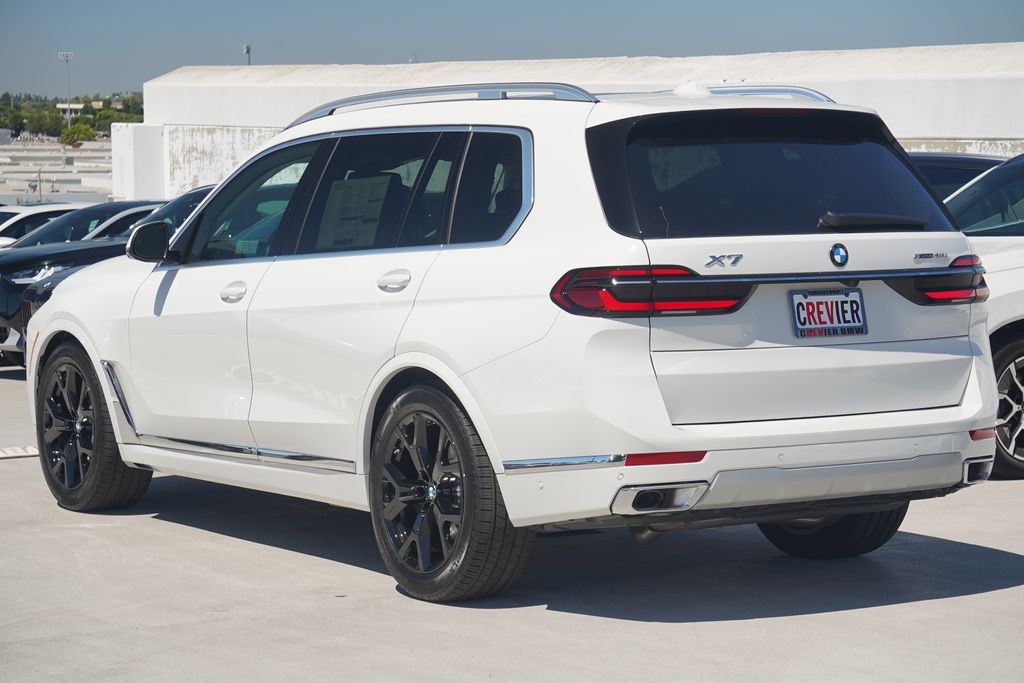 Thumbnail: 2026 BMW X7 - 7