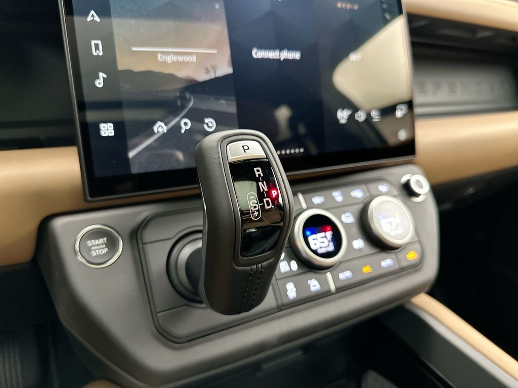 Thumbnail: 2026 Land Rover Defender - 20