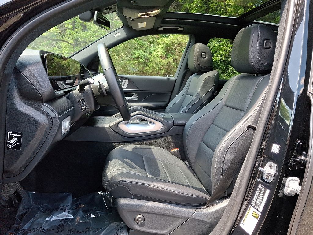 Thumbnail: 2023 Mercedes-Benz GLE - 13