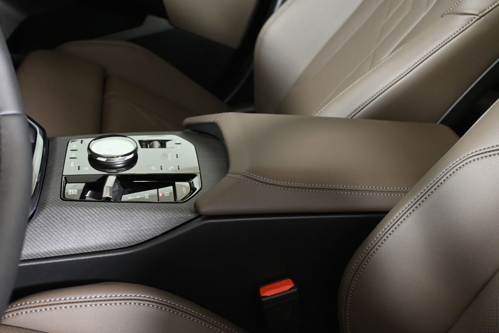 Thumbnail: 2026 BMW X3 - 25