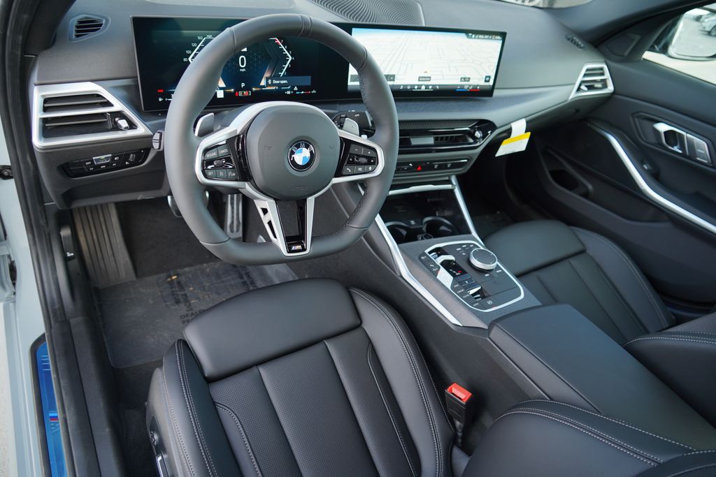 Thumbnail: 2026 BMW 3 Series - 12