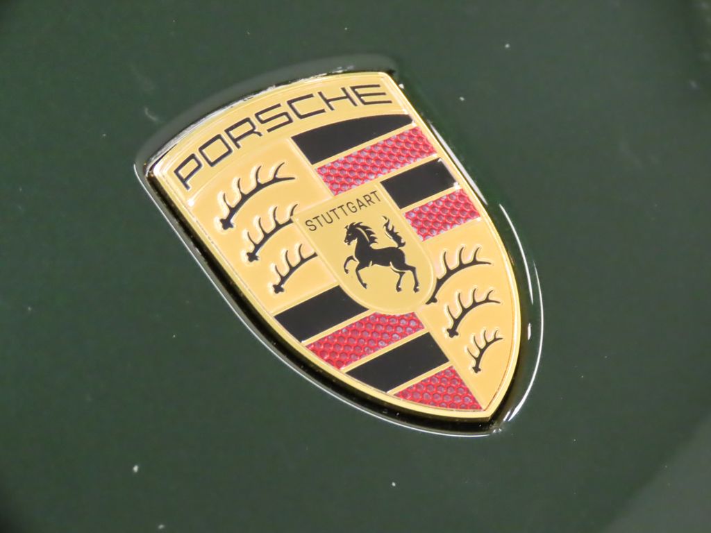 Thumbnail: 2024 Porsche Macan - 14