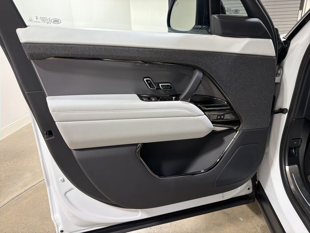 Fuji White 2023 Land Rover Range Rover Sport P360 SE AWD SUV / Crossover All-Wheel Drive 8-Speed Automatic
