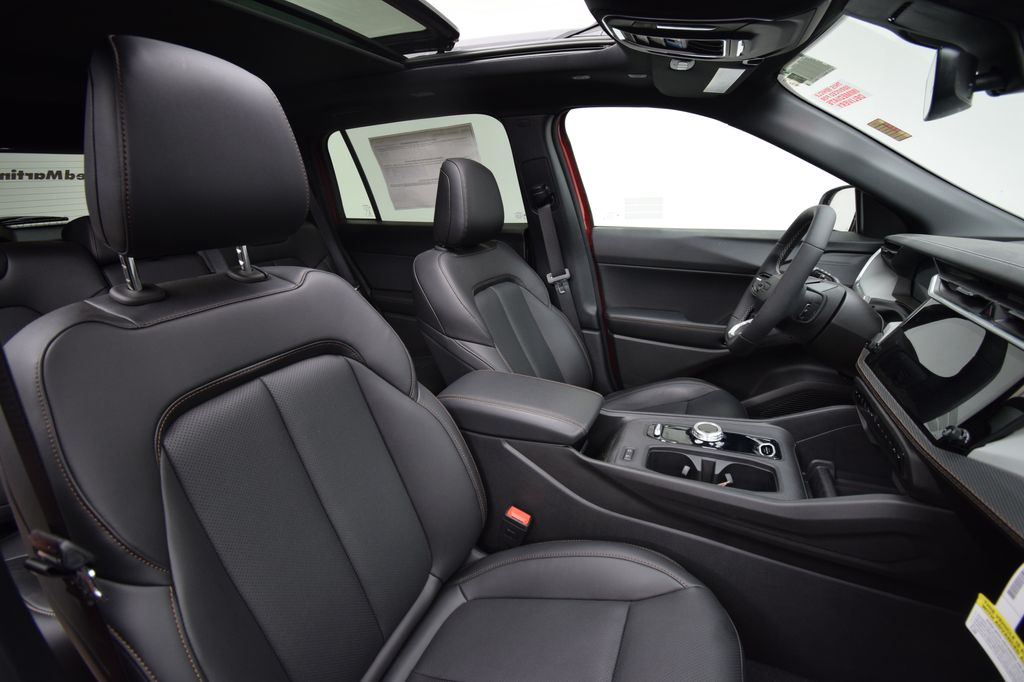 new 2026 Jeep Cherokee car, priced at $42,718