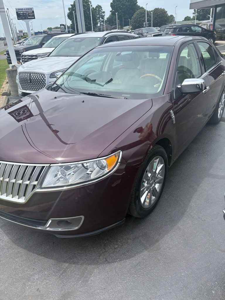 Bordeaux Reserve Metallic 2012 Lincoln MKZ FWD Sedan Front-Wheel Drive 6-Speed Automatic