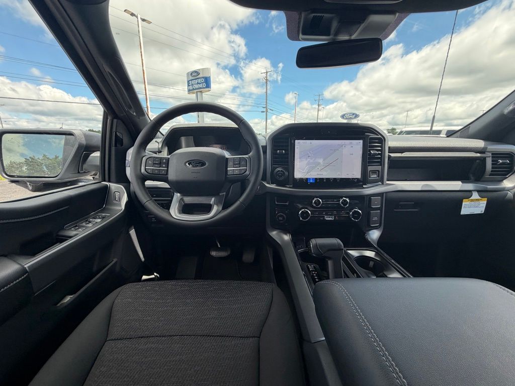 2026 Ford F-150 XLT - 11