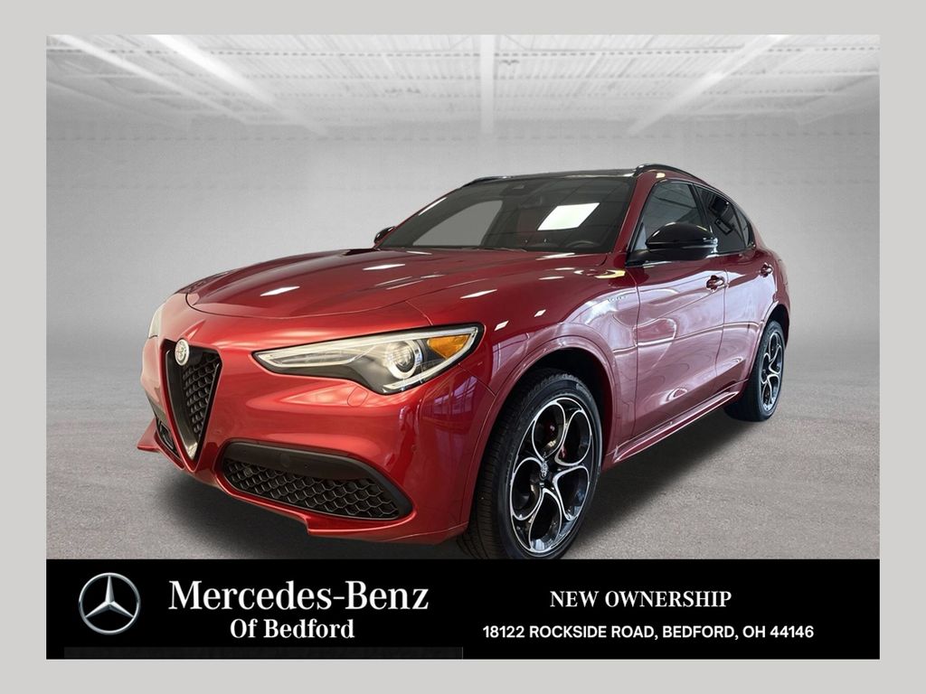 Rosso Etna 2023 Alfa Romeo Stelvio SUV / Crossover All-Wheel Drive 8-Speed Automatic